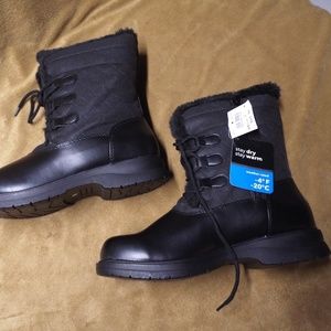 Rugged Outback Weather Boot